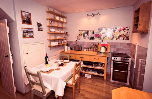 Crickhowell Cottage | Cosy cottage in the beautiful Brecon Beacons National Park