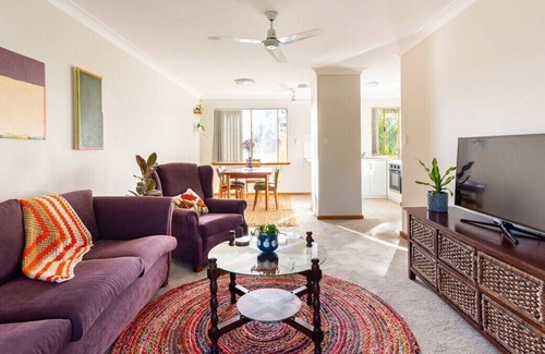 Maylands Apartment | Cosy family friendly retreat 10 mins to airport/city