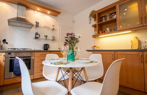 Jesmond Apartment | Cosy Flat in the Heart of Jesmond - Pass The Keys