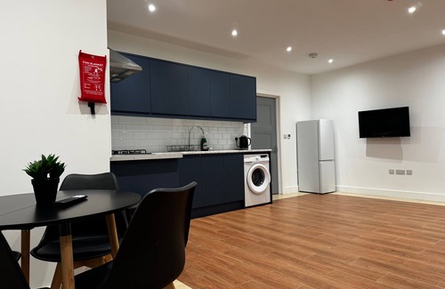 London Borough of Bexley Apartment | Cosy Flat with Garden London