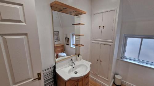 The Park Apartment | Cosy home Nottingham The Park City centre free parking