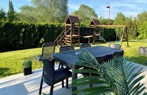 Pont-de-L'Arche House | COSY HOUSE ON THE BANKS OF THE EURE