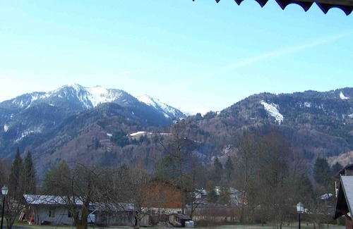 Samoens Apartment | Cosy large studio 30m² balcony south view 3 persons parking 5mn station
