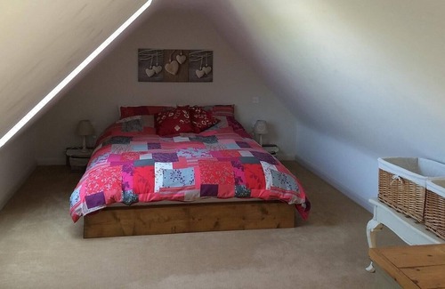 Swanage Cottage | Cosy Lodge Set In An Idyllic Location Surrounded By Open Countryside