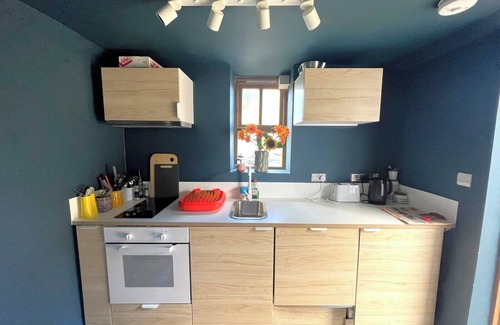 Moylegrove Cottage | Cosy one bed holiday cottage in Moylegrove, Pembrokeshire