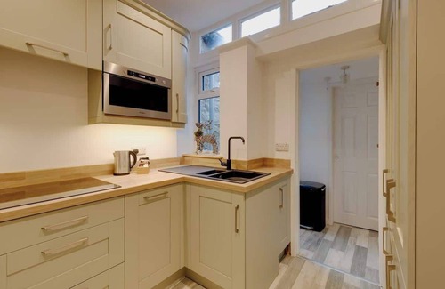 Pickering Cottage | Cosy one bedroom cottage in Pickering