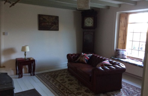 Alston House | Cosy & quirky cottage in the centre of Alston