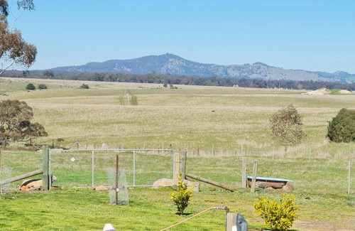 Dunach House | Cosy retreat in between Talbot and Clunes