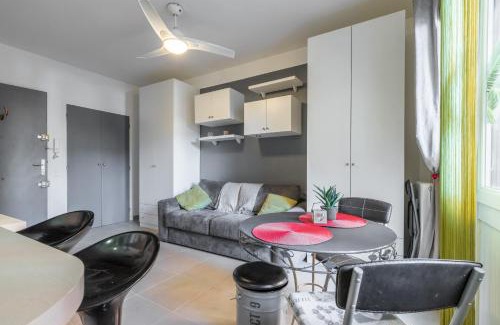 Quartier du Port Apartment | Cosy Studio at Nice Port