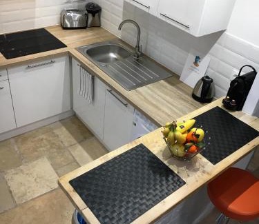 Old Town Apartment | Cosy Studio Cours Lafayette "Clim, WIFI Gratuit"