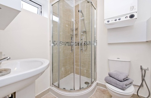 Richmond-upon-Thames Apartment | Cosy Studio in Richmond