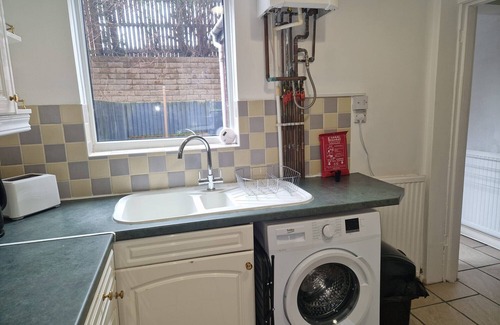 Sheffield Bed & Breakfast | Cosy Suite: Private Room in Sheffield City Centre