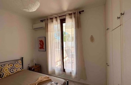 Ireon Apartment | Cosy summer studio near the airport in Ireon
