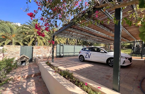 Atlanterra Ski Chalet | Cosy villa located a few metres from the beach, perfect for a family holiday. Capacity max. 13 pax.