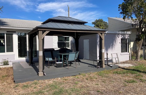 New Port Richey House | Cotee River Waterfront - .5 miles from New Port Richey Center