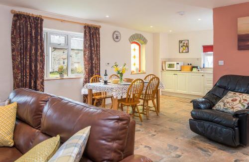 Abercych House | Cothi Cottage