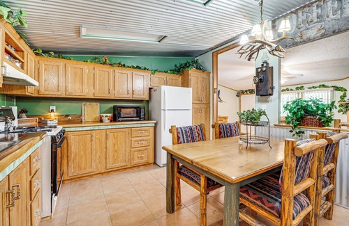 Cotopaxi House | Cotopaxi Getaway w/Deck: 17 Mi to Royal Gorge