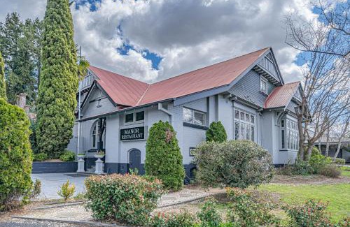 Armidale Hotel | Cotswold Gardens