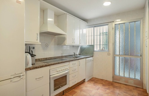 El Puerto de Santa Maria Cottage | Cottage 'Rocio' with Private Terrace, Wi-Fi and Air Conditioning