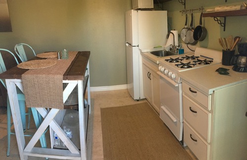 Tierrasanta Apartment | Cottage 1 br/1 bath, 500 sft