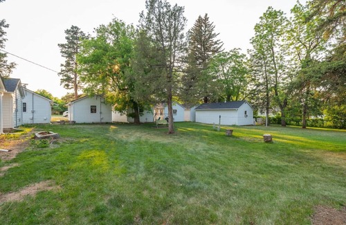 Spearfish Cottage | Cottage #3 - Spearfish Orchard Creek Cottages