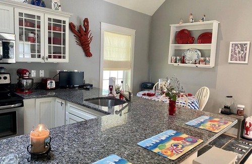 Wells Cottage | Cottage at Summerscape Resort