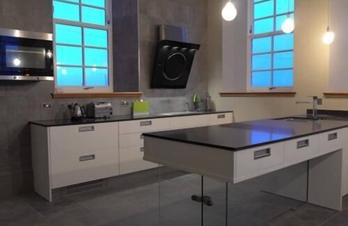 Portnahaven Cottage | Cottage at The Old School