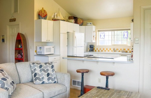 Yachats Cottage | Cottage by the Sea Aug. 9-13 Available