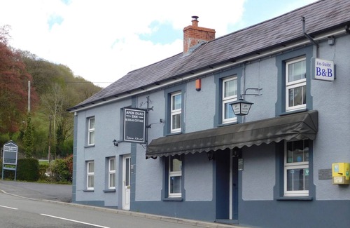 Cwmduad Cottage | Cottage-Dolau Self-catering-Ensuite