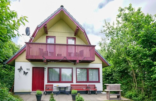 Seepark Kirchheim House | Cottage for 6 guests with 75m² in Kirchheim (110289)