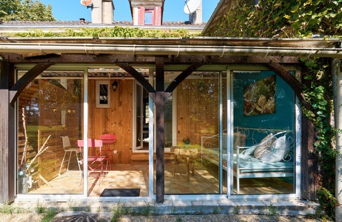 Eyliac Cottage | Cottage 'À L'envol' with Private Terrace and Shared Garden
