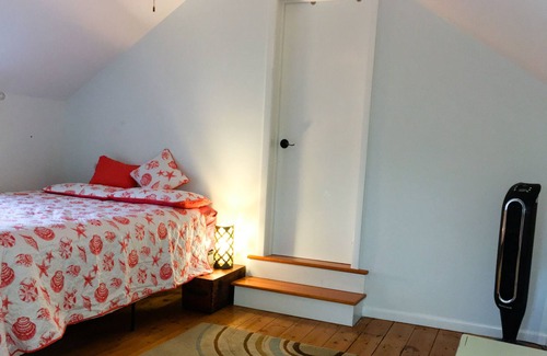 Pipes Cove Cottage | Cottage Getaway, Family Friendly W/ Saltwater Heated Pool - Close To Everything