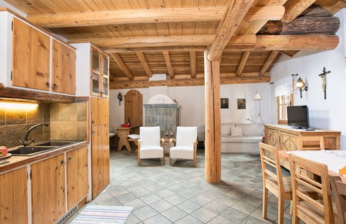 Bellamonte Apartment | Cottage in Bellamonte with hot tub