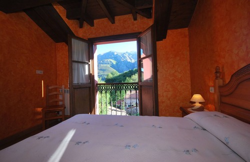 Berodia Cottage | Cottage in Cabrales overlooking the Picos de Europa