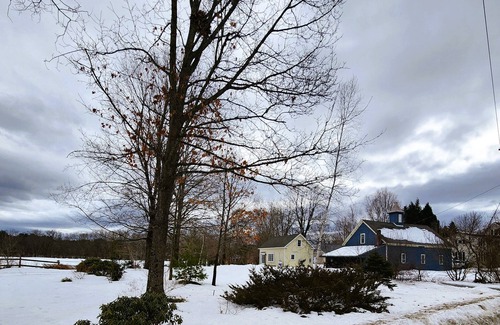 Contoocook Cottage | Cottage in Charming Contoocook Village. Ideal for Staycations and Remote Work