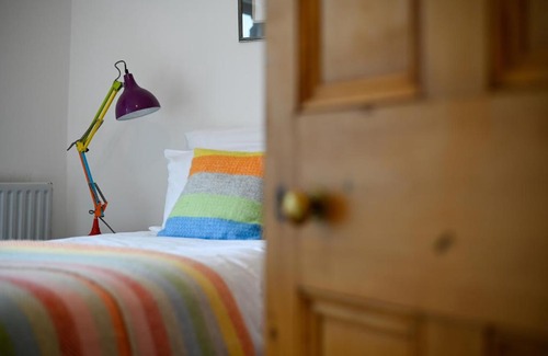 Dolgellau House | Cottage in heart of Dolgellau with parking