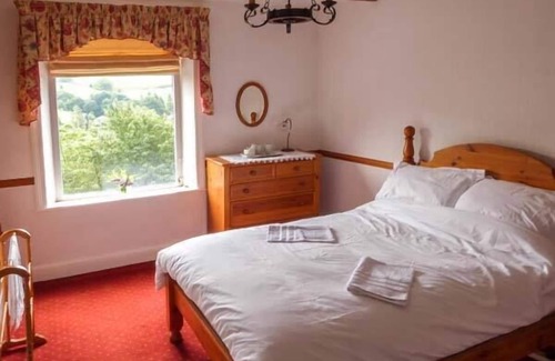 Ogden Cottage | COTTAGE IN THE SKY, romantic, character holiday cottage in Luddenden