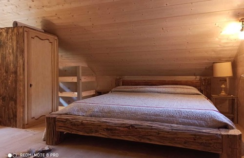 Cortina d'Ampezzo Ski Chalet | Cottage in the woods in the Dolomites.