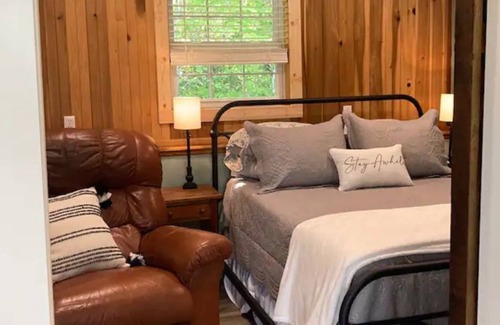 Nancy Cottage | Cottage On The Farm At White Oak Creek