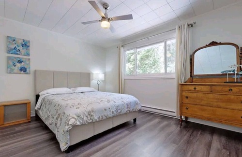 Bracebridge House | COTTAGE ON THE MUSKOKA RIVER!!!