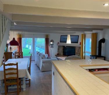 Plougoulm Apartment | Cottage Ouessant in Kerellec (watermill 5km Roscoff)