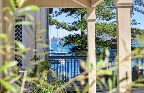Manly Apartment | Cottage-style Unit on Manly Beach