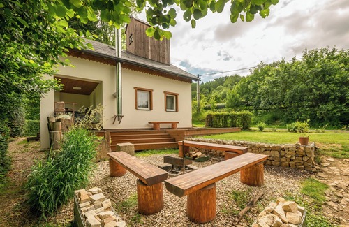 Chvalec Cottage | Cottage under the forest on the Trutnov Trails