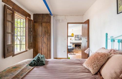 El Garrobo House | Cottage with Jacuzzi, Sierra Norte, close to Seville