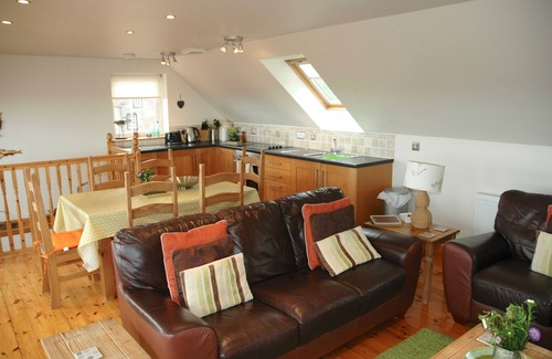 Kilrenny Cottage | Cottage With Stunning Panoramic Sea Views And Complimentary Wifi