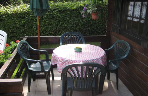 Putbus Cottage | Cottage with terrace and garden