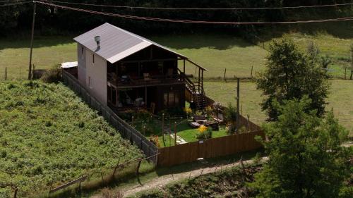 Bagvdanari Cabin | Cottage Woodside