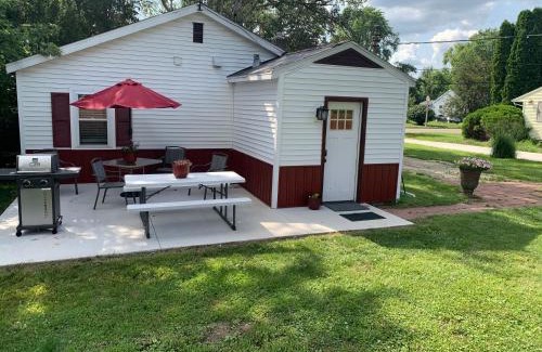Lansing House | Cottage11 of Avalon -2 Bedroom-1 Bath- Laundry- Sleeps 6