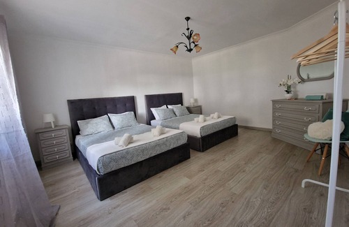Silves Villa | Country House "Villa Monte Branco" with Mountain View, Private Pool & Wi-Fi