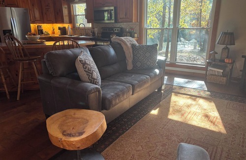 Van Zandt County Cabin | Country Get Away Cabin In The East Texas Piney Woods